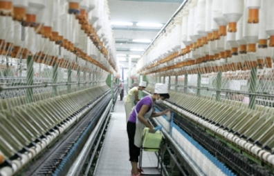 中國紡織業(yè) 轉(zhuǎn)型升級中的機(jī)遇與挑戰(zhàn)